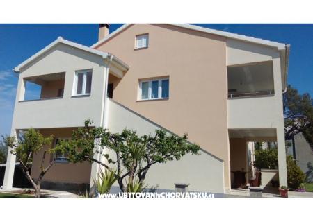 Apartment Ema photo 3
