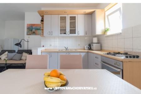 Apartment Luka photo 4