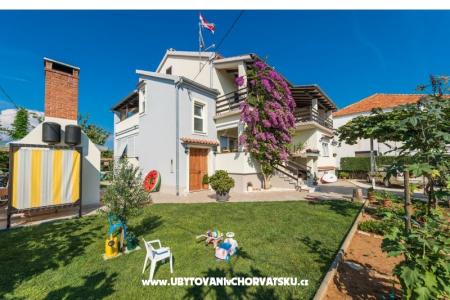 Apartments Loznica Privlaka Croatia