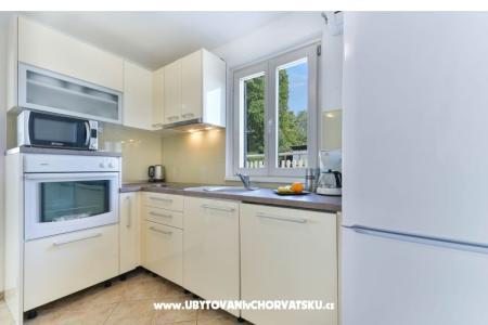 Vacation house Lidija photo 3