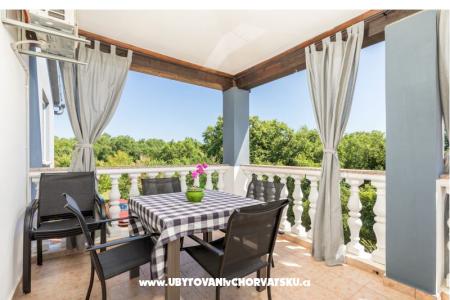 Apartment E&amp;E Pula Croatia