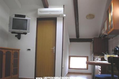 Apartment Jadranka photo 2