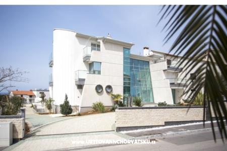 Apartments Sara&Neven photo 4