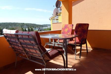 Arcobaleno Appartamenti photo 5