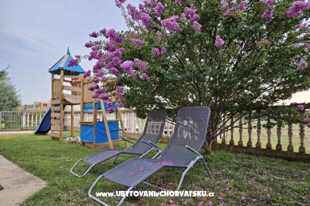 Kristina Apartments photo 2