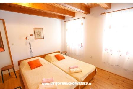 Štinjan apartmani Elda Pula Croatia