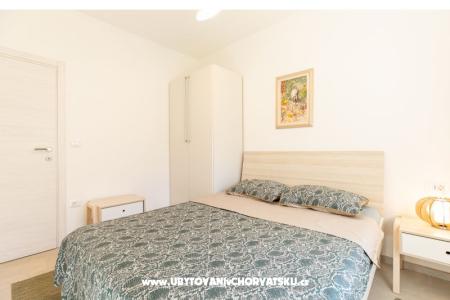 Val Apartments photo 4