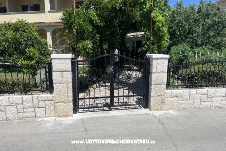 Apartments Pičuljan photo 5