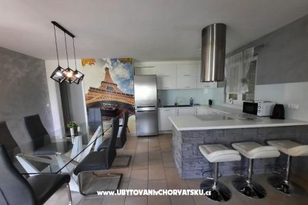 Apartments FLOBI photo 2