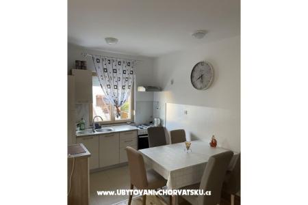 Apartment R photo 4