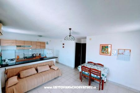 Apartments Ante photo 3
