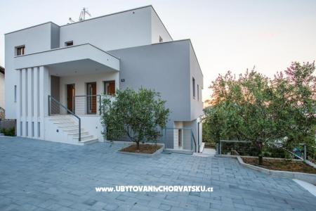 Apartments Jelena photo 2