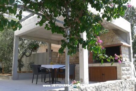 Apartments Jelena photo 4