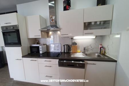 Apartments Maris - Beach House  photo 5