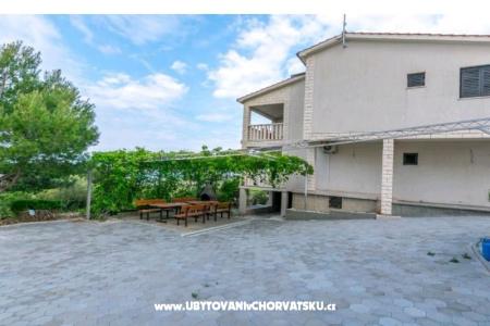 Apartments Robi photo 3