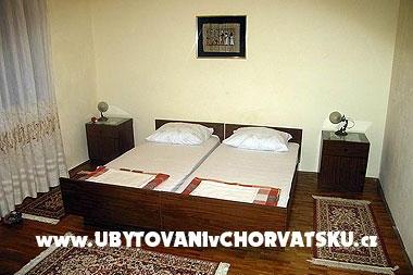 Apartments Škaro photo 2