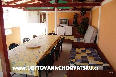 Apartments Zoki photo 3