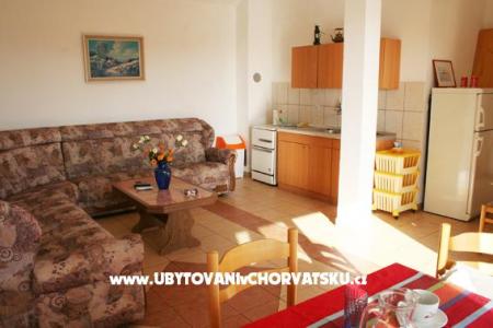 Apartments Tina photo 3