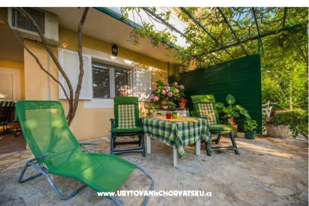 Apartments Slavica photo 5