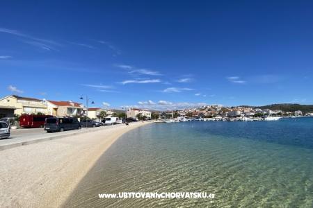House on the beach photo 2