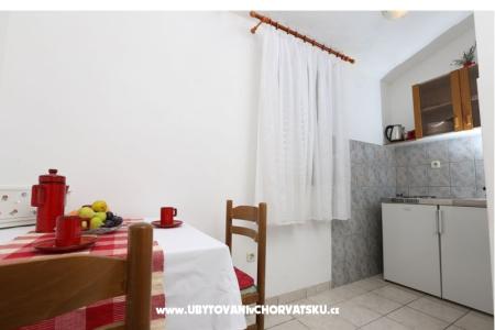 Vinka apartments DIREKT NA PLAŽI photo 3
