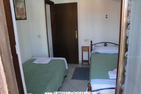 Apartments Lidija photo 3