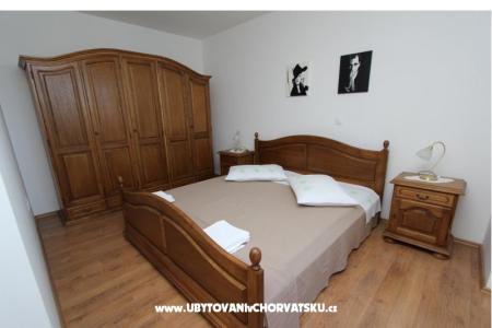 Apartments Natasa photo 5