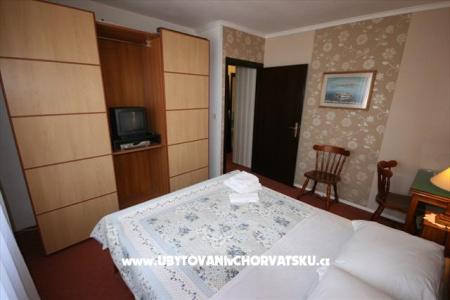 Rooms IVANA photo 2