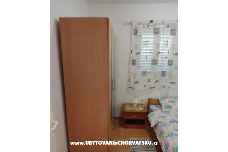 Apartments Iva photo 3