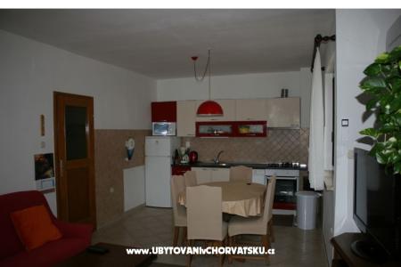 Apartment Nina photo 3
