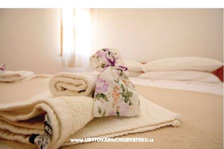 Apartments Mirjana photo 5