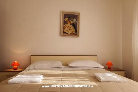 Apartments Šime photo 3