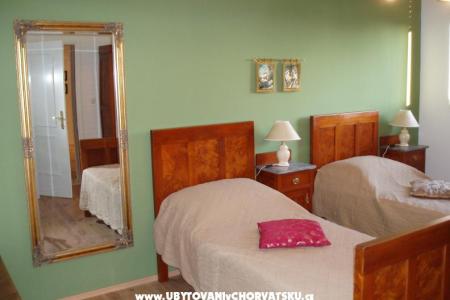Lavanda Mala apartment photo 3