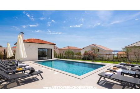 Villa Nova photo 2