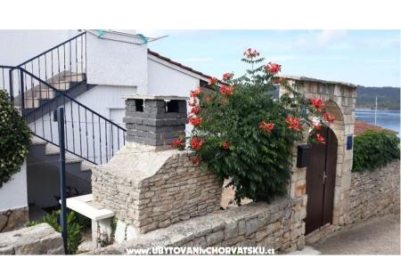 Apartments Tiha photo 4