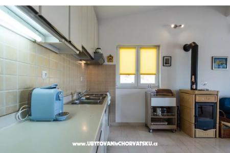 Apartments Anka photo 2