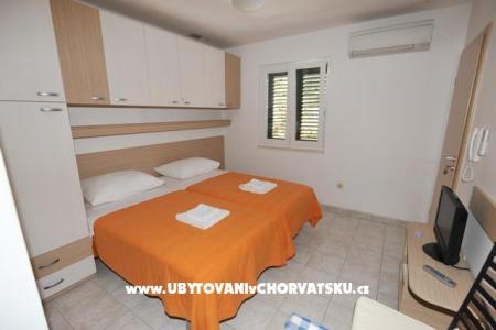 Apartments Zvizda Mora Split photo 2