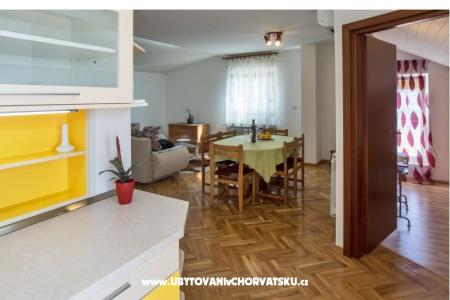 Apartments sea photo 2