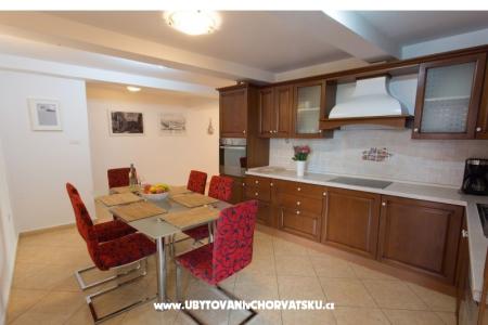Spacious Apartment in City Center  photo 5