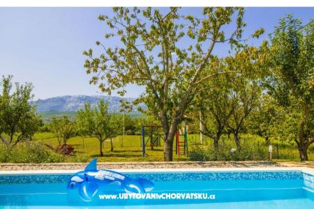 Villa Romansa- 22 km from Split photo 2