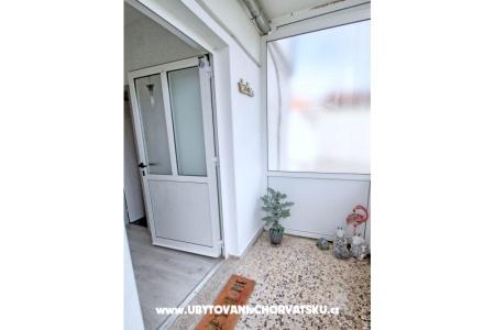 Apartment Beti photo 3