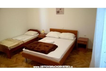 Apartments Šarić photo 3