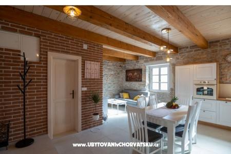 Holiday House San Cassiano  photo 3
