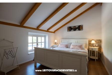 Holiday House San Cassiano  photo 4