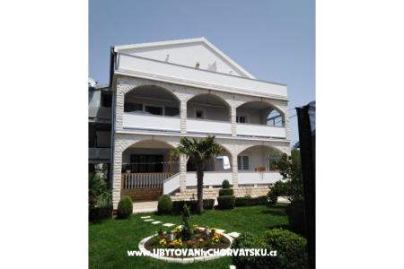 Solmaris Apartments photo 3