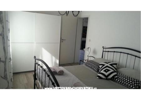 Apartments i kuće Dolac photo 5