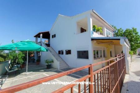Apartments Denis Supetar Brač photo 2