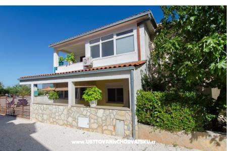 Apartments Denis Supetar Brač photo 3