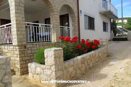 Apartments Mary photo 2