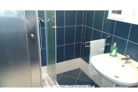 Apartments Gomilica photo 2
